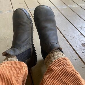 Women’s Slip-On Xero Leather Work Shoes - Black